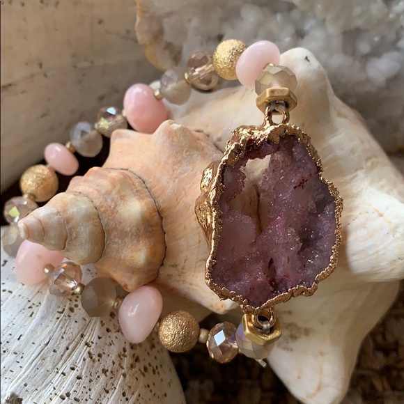 🌅14 K Rosy Authentic Druzy & Crystal🌅 - Picture 3 of 9